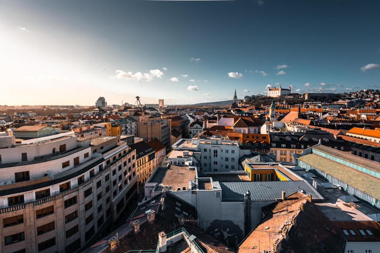 Top Floor Manderla Bratislava Dış mekan fotoğraf